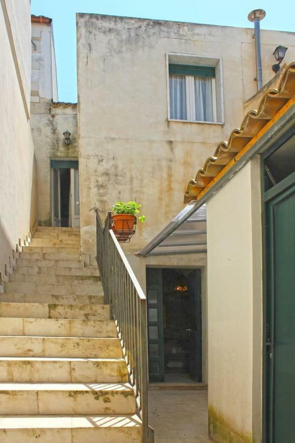 Dimora Vera Chiaramonte Gulfi Exterior photo